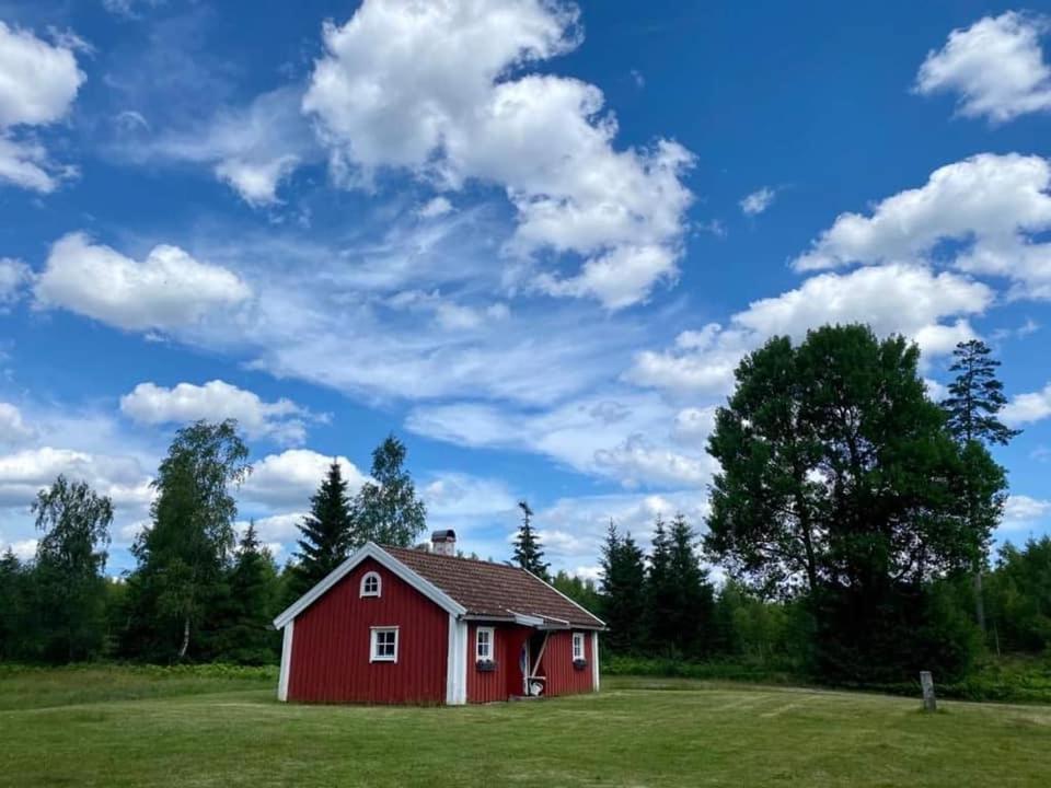 Källåsens Stuguthyrning Sjotofta Exteriör bild